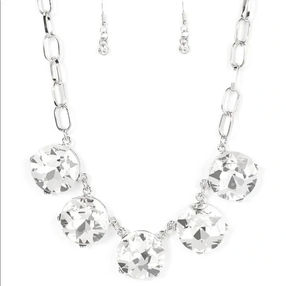 Big rhinestone white necklace - Picture 3 of 4